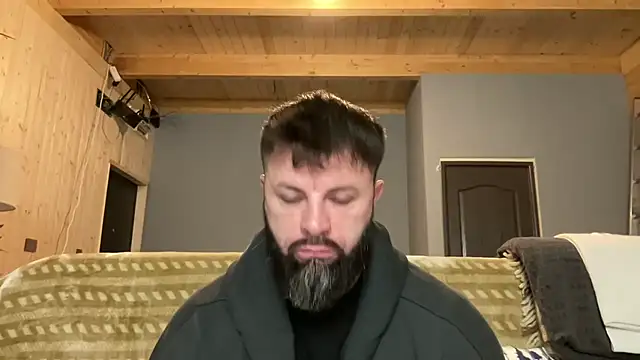 Snapshot of AlphaSparks chatting on November 2025 04:01:02 AM AlphaSparks online show from November 2025 04:01:02 AM