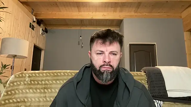 Snapshot of AlphaSparks chatting on November 2025 03:51:02 AM AlphaSparks online show from November 2025 03:51:02 AM