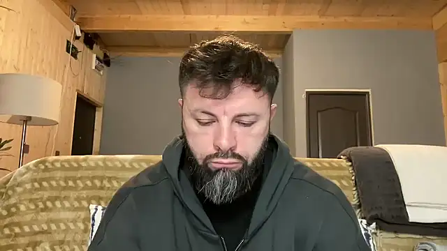 Snapshot of AlphaSparks chatting on November 2025 03:49:01 AM AlphaSparks online show from November 2025 03:49:01 AM