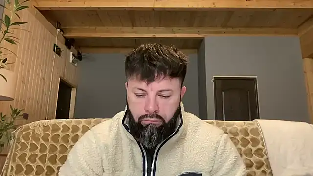 Snapshot of AlphaSparks chatting on November 2025 03:45:02 AM AlphaSparks online show from November 2025 03:45:02 AM