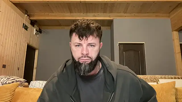 Snapshot of AlphaSparks chatting on December 2025 03:59:02 AM AlphaSparks online show from December 2025 03:59:02 AM