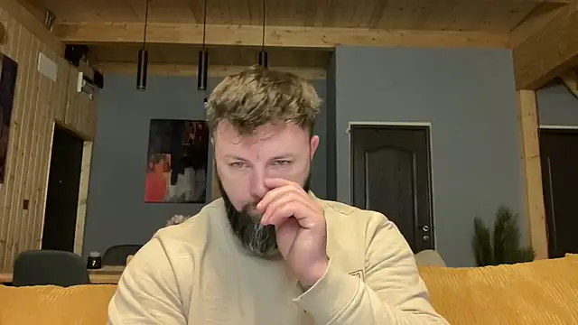 Snapshot of AlphaSparks chatting on February 2026 04:05:02 AM AlphaSparks online show from February 2026 04:05:02 AM