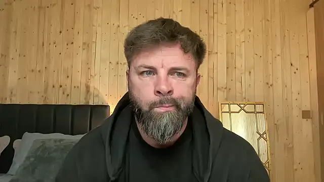 Snapshot of AlphaSparks chatting on March 2026 03:56:01 AM AlphaSparks online show from March 2026 03:56:01 AM