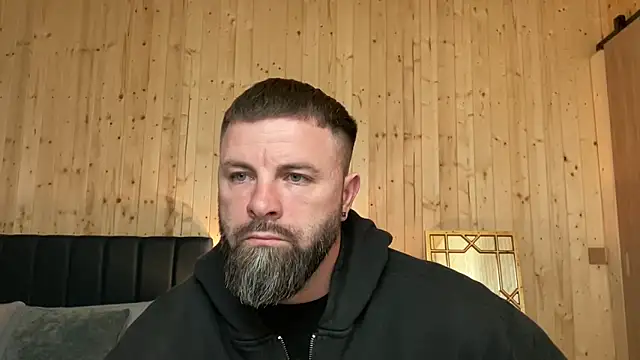 Snapshot of AlphaSparks chatting on March 2026 03:44:01 AM AlphaSparks online show from March 2026 03:44:01 AM