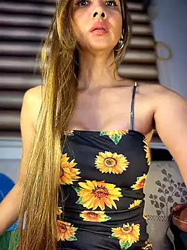 Snapshot of bigsurpriseforyou chatting on November 2025 12:44:01 AM bigsurpriseforyou online show from November 2025 12:44:01 AM