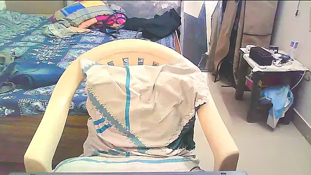 Vbestshow online show from November 2025 06:32:01 PM