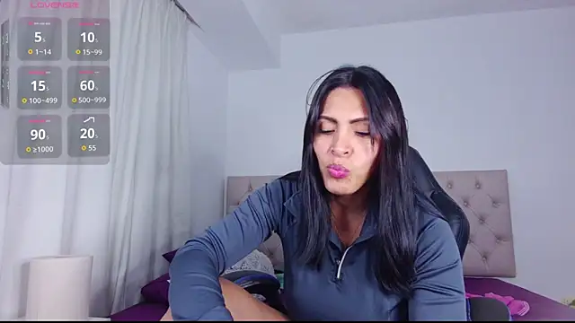 Snapshot of ms_freyax chatting on September 2025 04:01:02 AM ms freyax online show from September 2025 04:01:02 AM