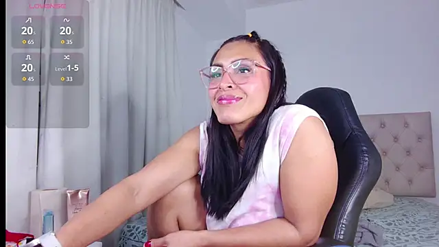 Snapshot of ms_freyax chatting on October 2025 02:41:01 AM ms freyax online show from October 2025 02:41:01 AM