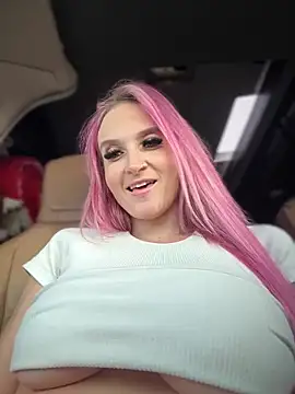 Snapshot of _Rapunzel_ chatting on November 2025 10:56:01 PM Rapunzel online show from November 2025 10:56:01 PM