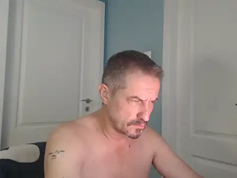 Snapshot of MisterFaithRO chatting on July 2026 08:27:01 PM MisterFaithRO online show from July 2026 08:27:01 PM