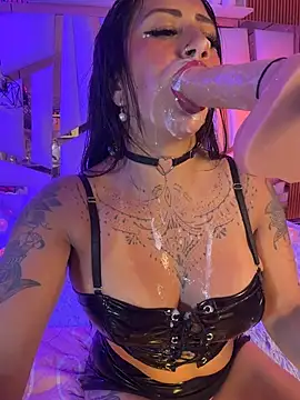 Tattooed spittingdoll online show from April 2026 01:15:01 AM