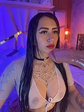 Tattooed spittingdoll online show from May 2026 11:28:01 AM