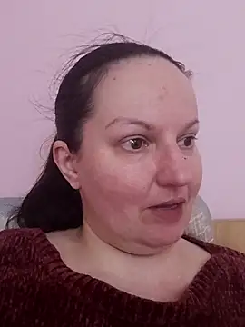 Snapshot of BustyLadyAlma chatting on April 2026 06:55:02 AM BustyLadyAlma online show from April 2026 06:55:02 AM