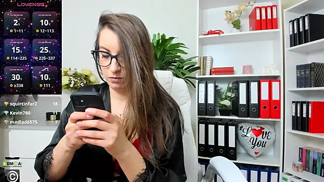 Snapshot of amayawest chatting on January 2025 07:38:02 AM amayawest online show from January 2025 07:38:02 AM