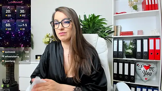 Snapshot of amayawest chatting on January 2025 11:13:02 AM amayawest online show from January 2025 11:13:02 AM