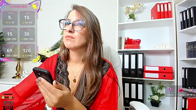 Snapshot of amayawest chatting on September 2025 03:06:02 AM amayawest online show from September 2025 03:06:02 AM