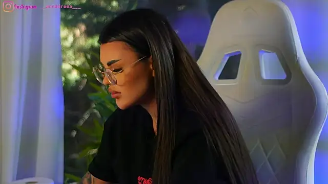 perfectt33n online show from January 2025 10:22:01 AM