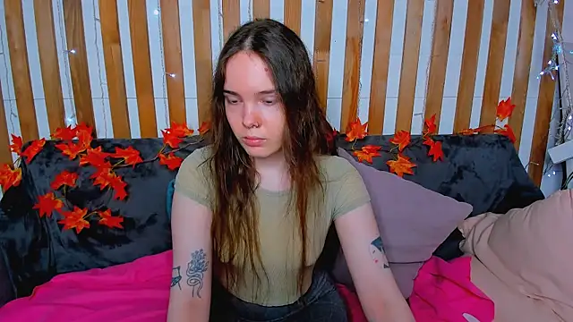 Snapshot of Janie_JJ_Curvie chatting on December 2025 03:14:02 AM Janie JJ Curvie online show from December 2025 03:14:02 AM