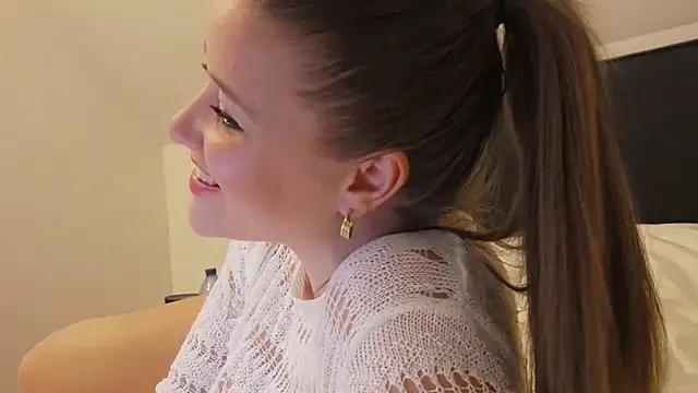 Snapshot of Neonstar chatting on March 2025 11:29:02 AM Neonstar online show from March 2025 11:29:02 AM