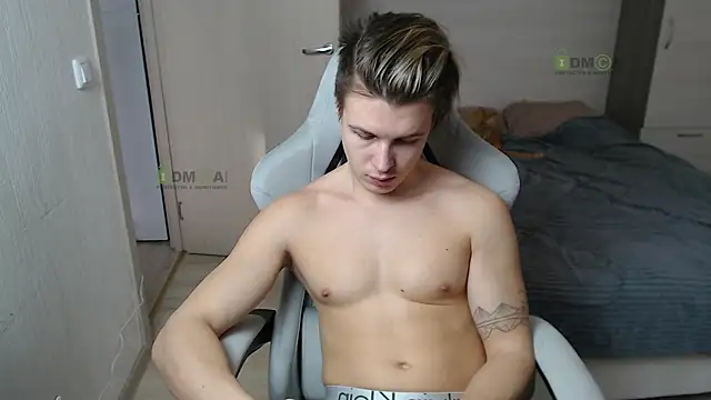 Sunny-Girl1 online show from March 2025 07:38:02 AM