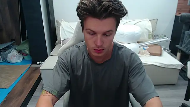 Sunny-Girl1 online show from October 2025 06:33:01 AM