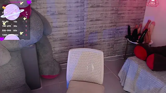 TinnaCobb online show from June 2026 03:43:01 PM