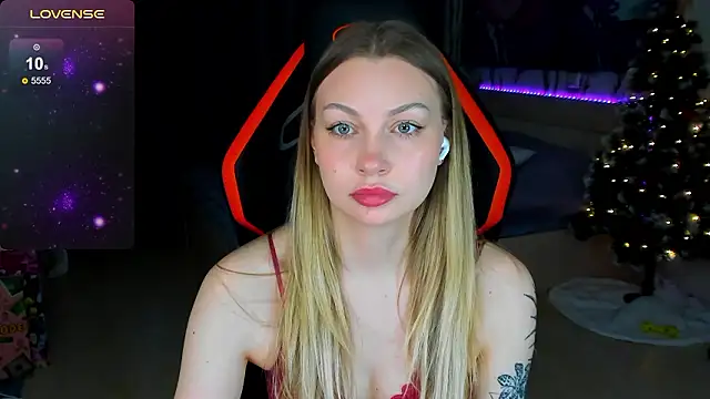 BiMolly online show from February 2026 12:07:02 AM