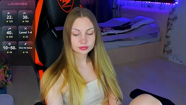 BiMolly online show from June 2026 03:44:01 PM