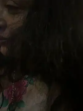 Snapshot of PichyPrettyPussy chatting on November 2025 04:16:02 PM PichyPrettyPussy online show from November 2025 04:16:02 PM