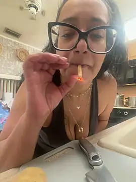 Snapshot of PichyPrettyPussy chatting on January 2026 09:24:01 PM PichyPrettyPussy online show from January 2026 09:24:01 PM