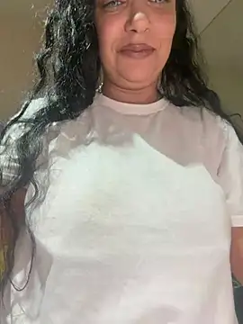 Snapshot of PichyPrettyPussy chatting on February 2026 03:22:01 PM PichyPrettyPussy online show from February 2026 03:22:01 PM