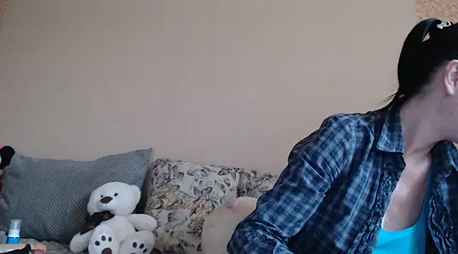 Snapshot of HotDreamm chatting on February 2025 02:34:01 PM HotDreamm online show from February 2025 02:34:01 PM