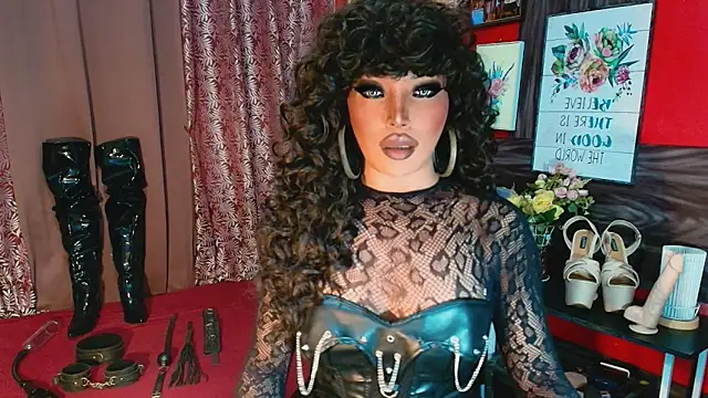 trixxielicious online show from November 2025 02:06:02 PM