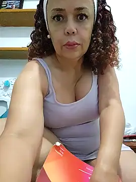 Snapshot of BadMicaela1 chatting on January 2025 04:22:02 AM BadMicaela1 online show from January 2025 04:22:02 AM