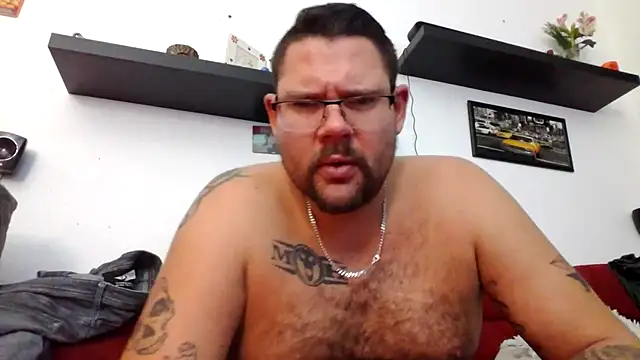 Snapshot of sexykevin17cm chatting on December 2025 03:29:01 PM sexykevin17cm online show from December 2025 03:29:01 PM