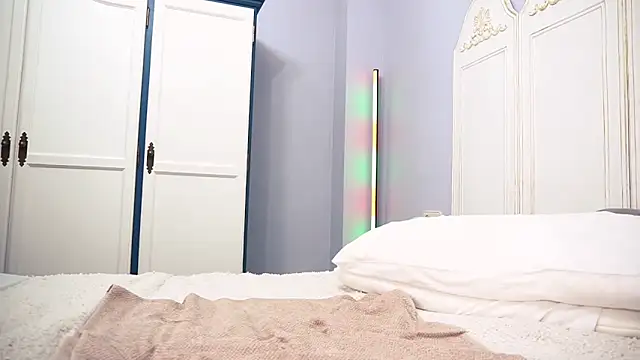 Snapshot of new_dee chatting on March 2025 12:22:01 PM new dee online show from March 2025 12:22:01 PM