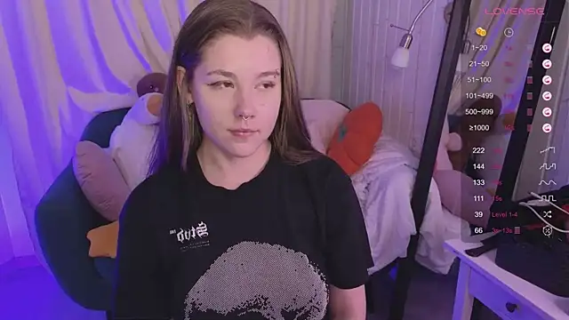 Mira Falls online show from May 2026 01:57:16 AM