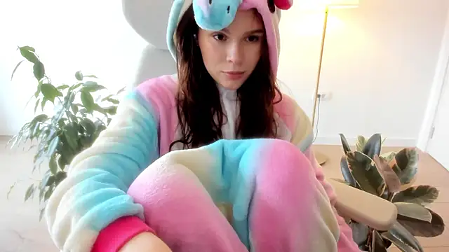 Snapshot of Pokemeboy chatting on November 2025 01:00:02 PM Pokemeboy online show from November 2025 01:00:02 PM