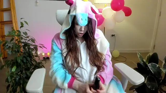 Snapshot of Pokemeboy chatting on February 2026 06:14:01 PM Pokemeboy online show from February 2026 06:14:01 PM