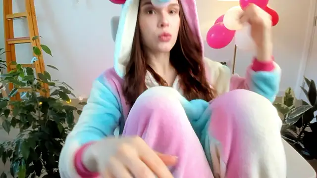 Snapshot of Pokemeboy chatting on February 2026 11:30:02 AM Pokemeboy online show from February 2026 11:30:02 AM