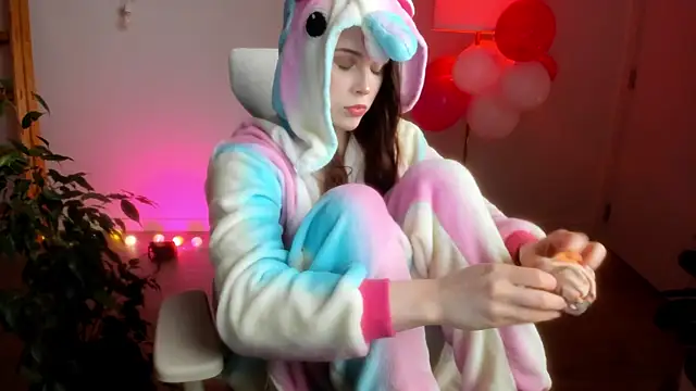 Snapshot of Pokemeboy chatting on February 2026 05:20:02 PM Pokemeboy online show from February 2026 05:20:02 PM