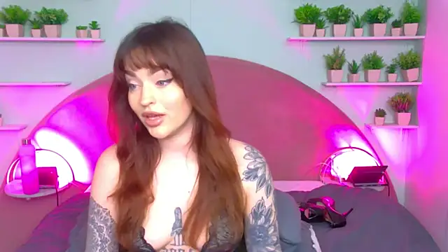 Snapshot of AnnaLeiBabestation chatting on October 2025 09:00:01 AM AnnaLeiBabestation online show from October 2025 09:00:01 AM