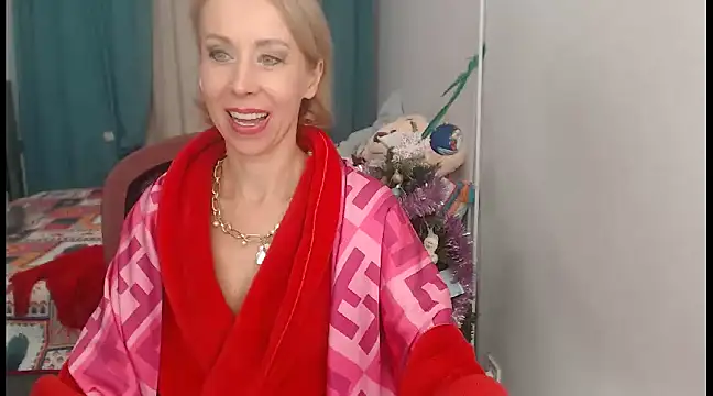 LuxuryNika online show from December 2024 08:02:01 PM