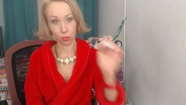 LuxuryNika online show from January 2025 08:58:02 PM