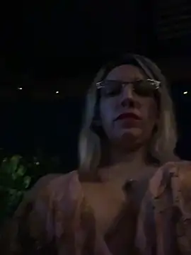 Gatitacarlita online show from December 2024 12:26:01 AM