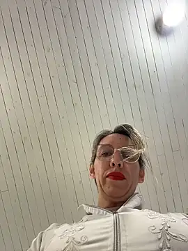 Gatitacarlita online show from May 2026 11:51:02 AM