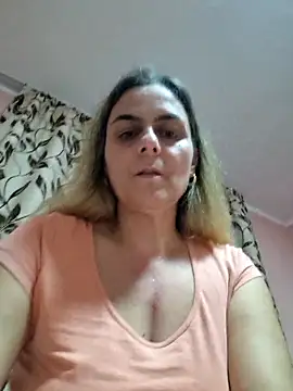 IsabelleCraft online show from March 2025 07:11:02 PM