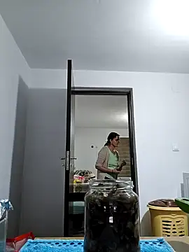 IsabelleCraft online show from September 2025 06:52:01 PM