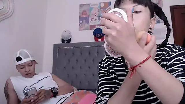 dulce maria x online show from January 2025 06:35:01 PM