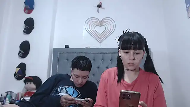 dulce maria x online show from February 2026 04:02:01 AM